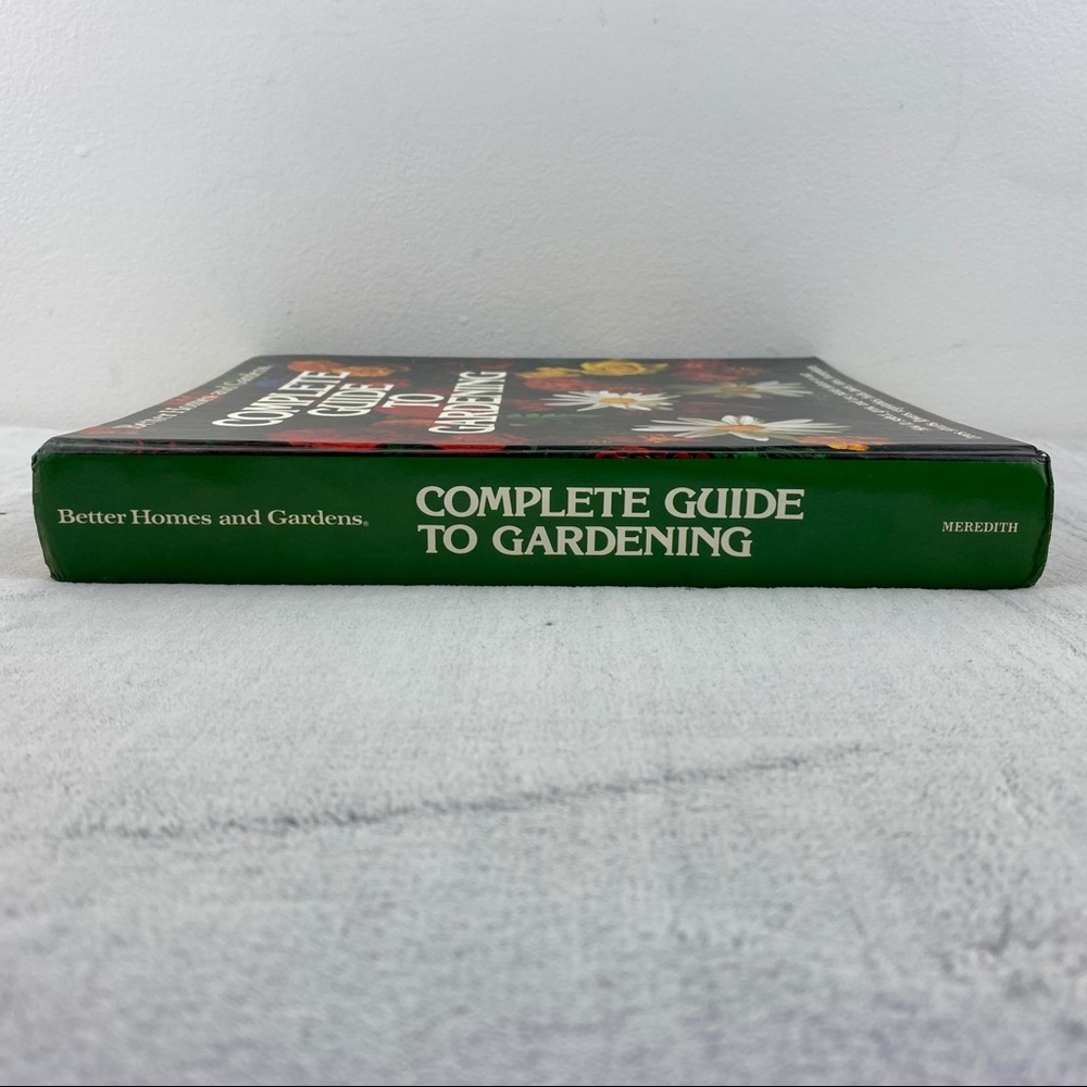 Better Homes & Gardens Complete Guide to Gardening 1979 Hardcover Book - Picture 4 of 11